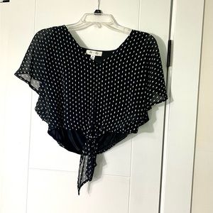 Adorable She Sky black & white crop top
